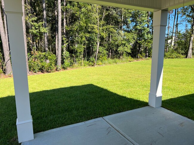 Building Photo - One-Level Home in Heritage at New Riversid...