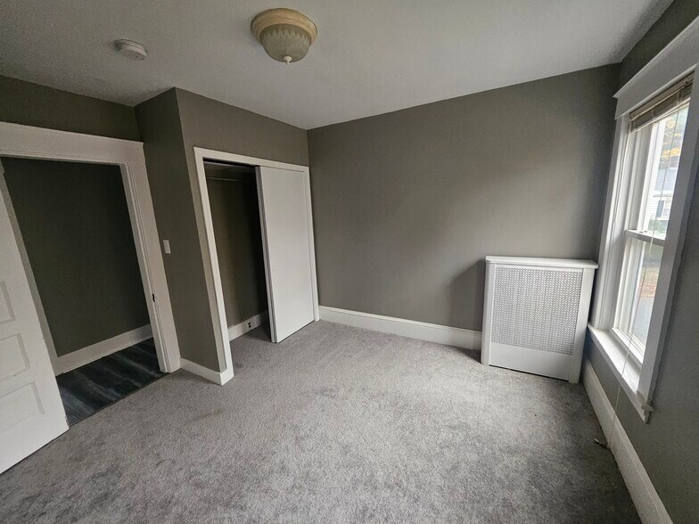 Building Photo - 26 Margerie St