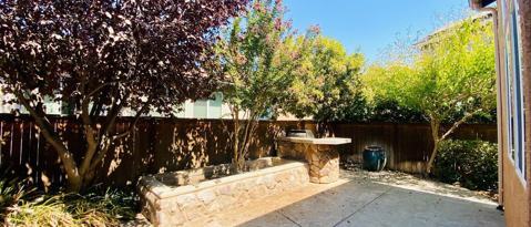 Building Photo - 887 Lemieux Ln
