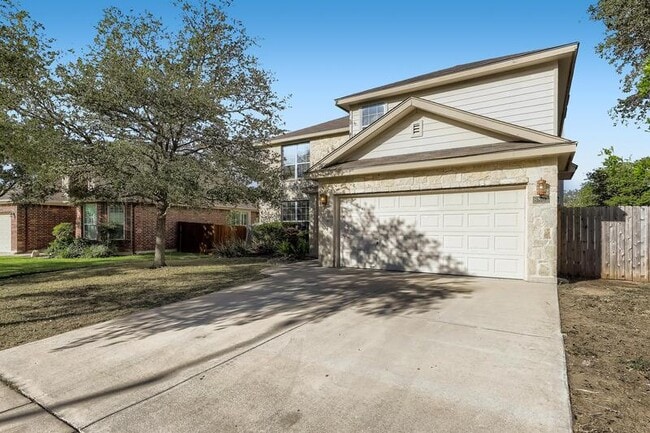 Building Photo - 8803 Redwood Bend