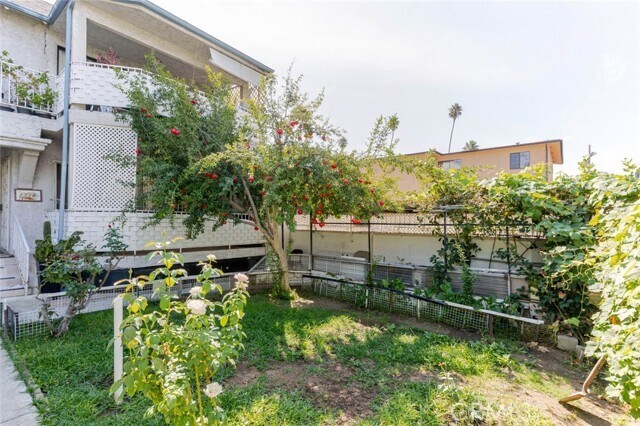 Building Photo - 1716 Winona Blvd