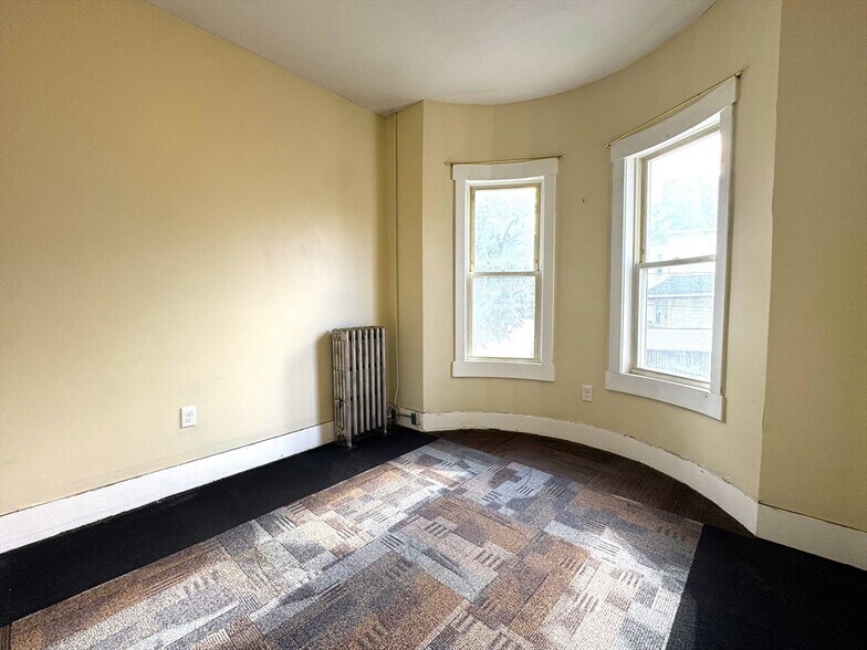 Building Photo - 24 Weld Hill St