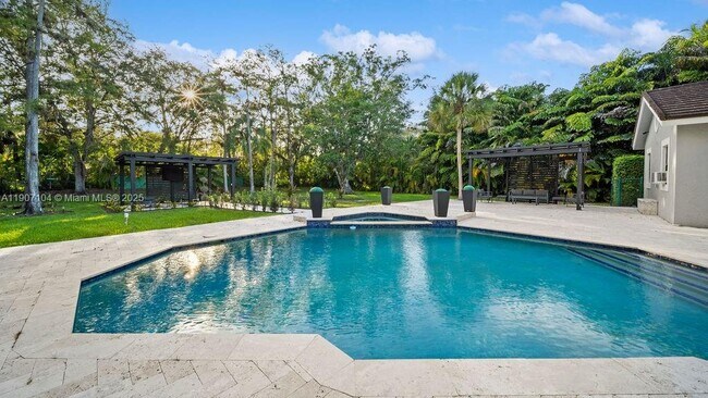 Building Photo - 5831 NW 81st Terrace