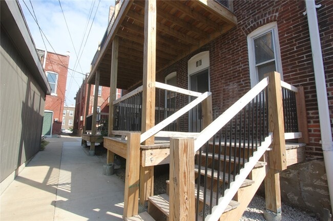 Building Photo - 3111a Arkansas Ave