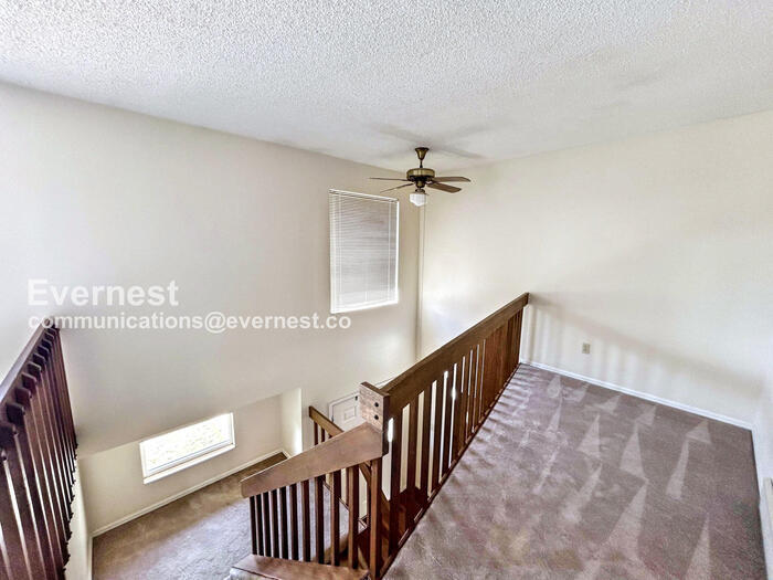 Building Photo - 6659 Gambol Quail Dr E
