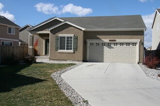 Building Photo - Fantastic 3 bedroom home available in Claremont Ranch!
