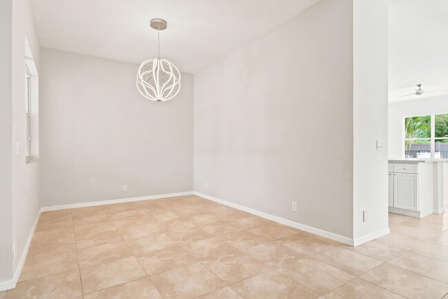 Building Photo - 207 Isle Verde Way