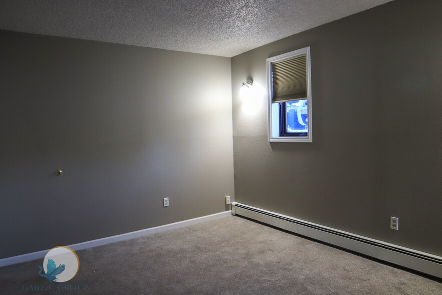 Building Photo - 16 Glacier Ave