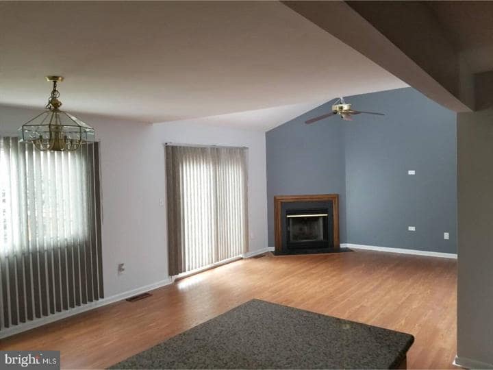 Building Photo - 89 Winterberry Ct