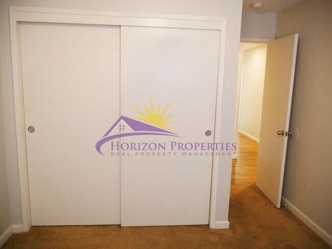 Building Photo - Remodeled 3 Bed 2 Bath 1,595 Sq Ft Fair Oaks Home