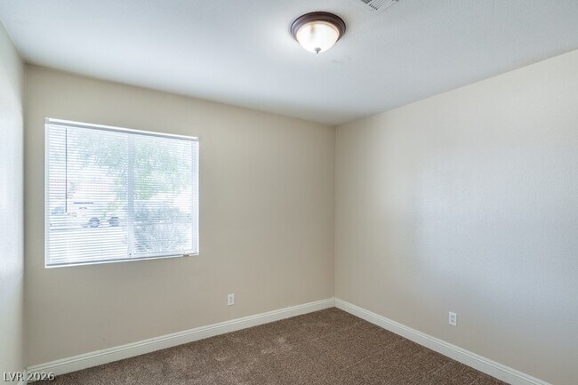 Building Photo - 3130 Meadow Flower Ave