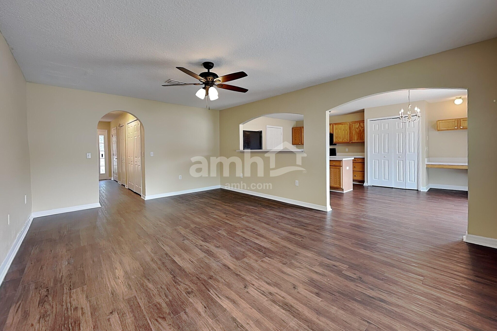 Building Photo - 1051 Brenton Leaf Dr