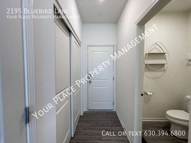 Building Photo - 2195 Bluebird Ln
