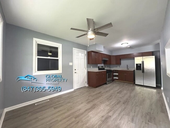Building Photo - 3 BEDROOM HOME FOR RENT KANKAKEE, IL