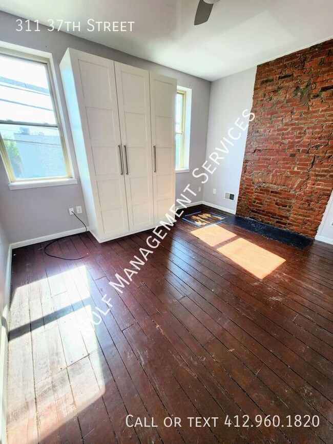 Building Photo - 311 37th St