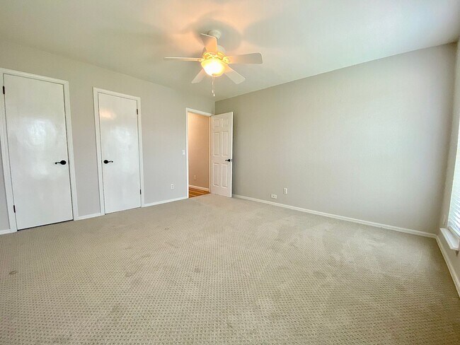 Building Photo - Gorgeous Remodeled Edmond 3 Bed 2 Bath