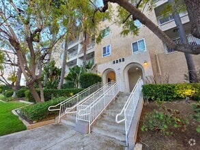 Building Photo - 5252 Orange Ave
