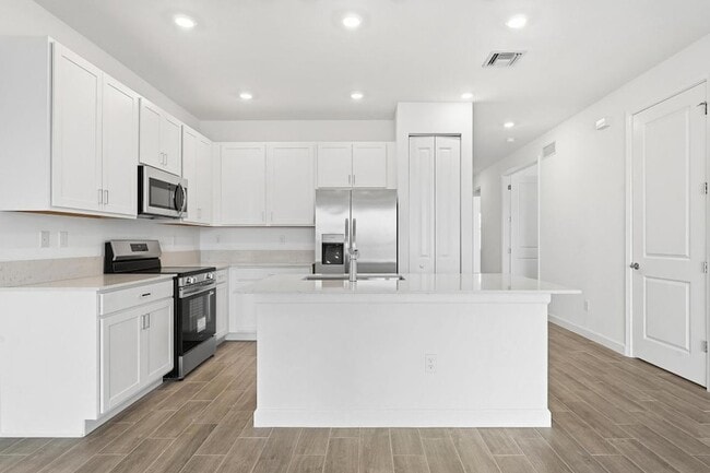 Building Photo - 3790 Harborside Ave