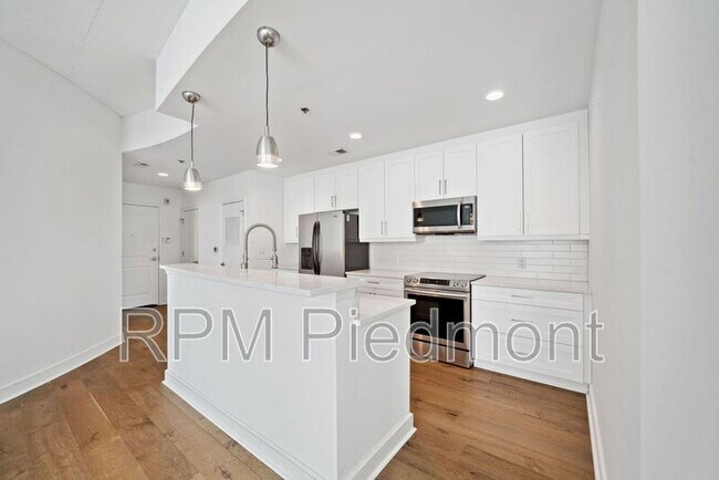 Building Photo - 44 Peachtree Pl NW