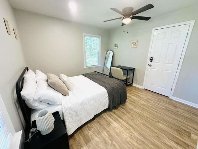 Building Photo - 3316 Arrowwood Dr