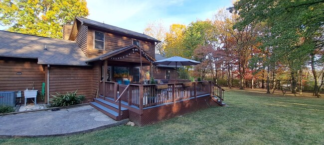 Building Photo - Knoxville 37914 - 3 bedroom, 2 bath home -...