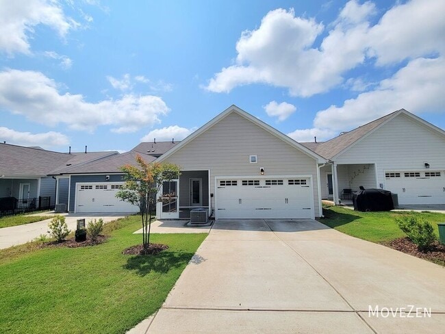 Building Photo - 553 Haywood Glen Dr