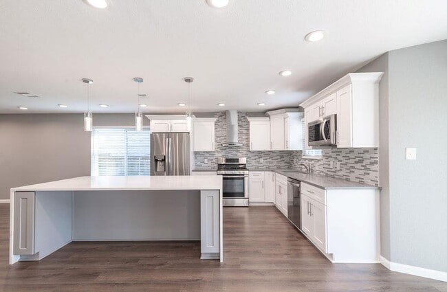 Building Photo - 8319 Columbia Falls Dr