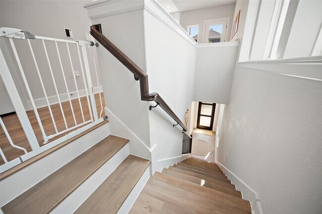 Building Photo - 13503 Ringold Cv