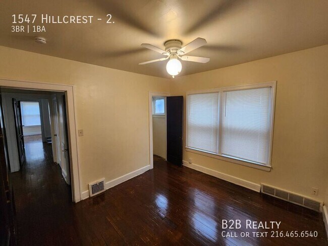 Building Photo - 1547 Hillcrest-2.