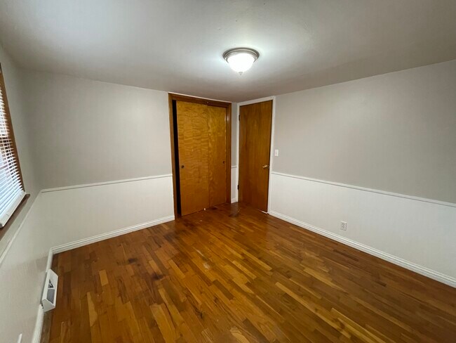 Building Photo - 38 Kellwood Dr