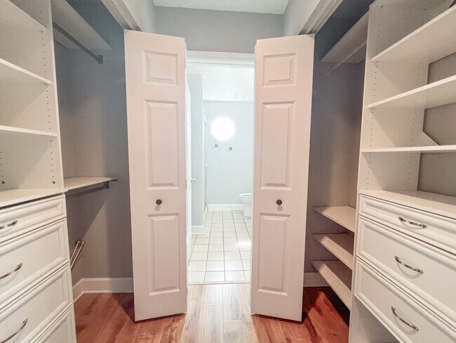 Building Photo - HOUSE - CLARKDALE