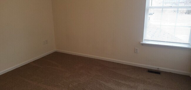 Building Photo - 4508-4510 Nick Ct