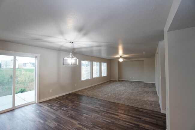 Building Photo - 13776 S Piano Ave