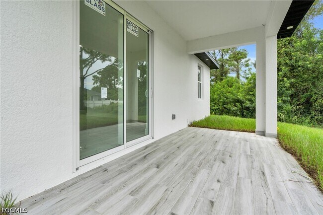 Building Photo - 2614 19th St W