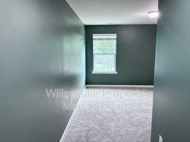 Building Photo - 1020 Garrow Dr