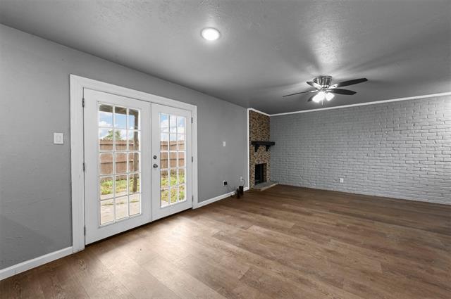 Building Photo - 10430 Las Brisas Dr