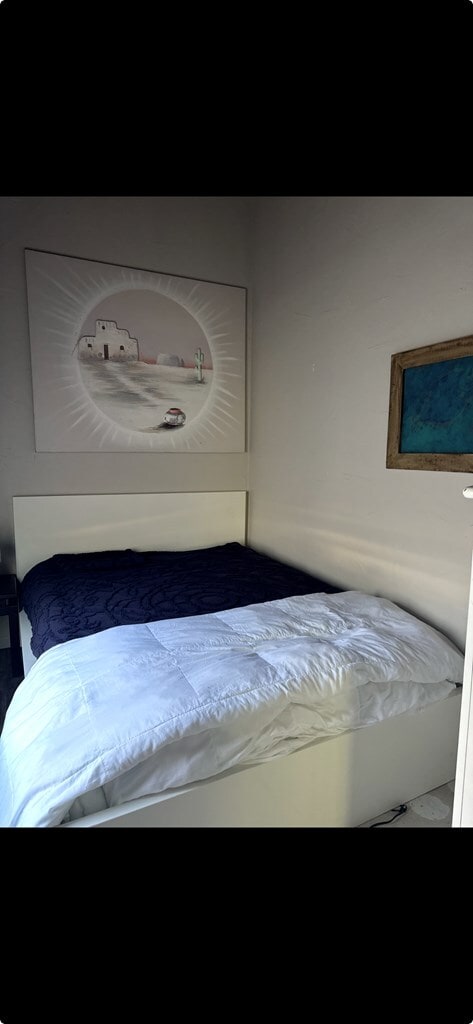 Building Photo - 302 Riverhill Blvd