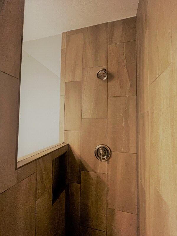 Building Photo - 715 W Hollywood Ave