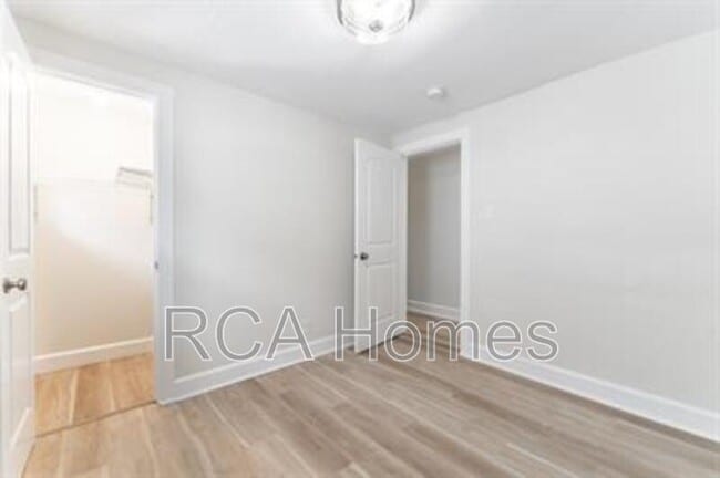 Building Photo - 1601 Villa Ave