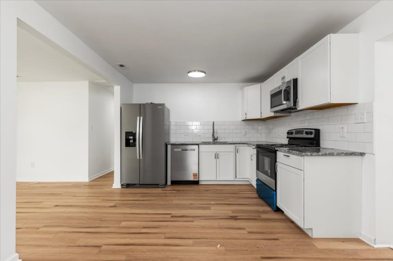 Building Photo - 1806 Sussex St