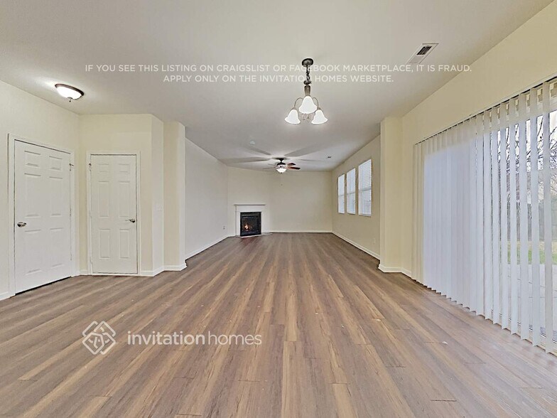 Building Photo - 7615 Carrington Forest Ln