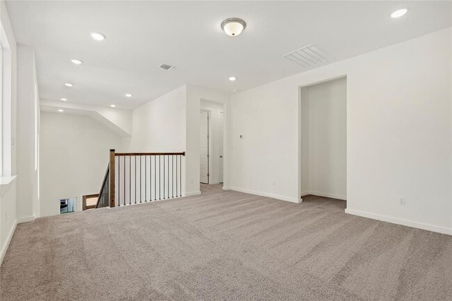 Building Photo - 2521 Dabster Dr