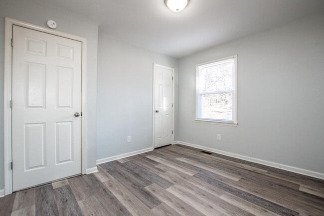 Building Photo - 1159 Camp Creek Rd