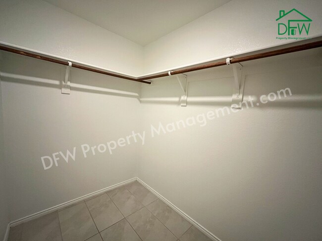 Building Photo - Charming 3-Bedroom Home for Lease in Quiet Little Elm Neighborhood!