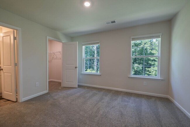 Building Photo - 111 Pendleton Place Way