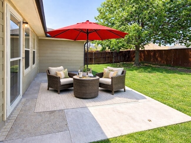 Building Photo - 9620 George Washington Dr