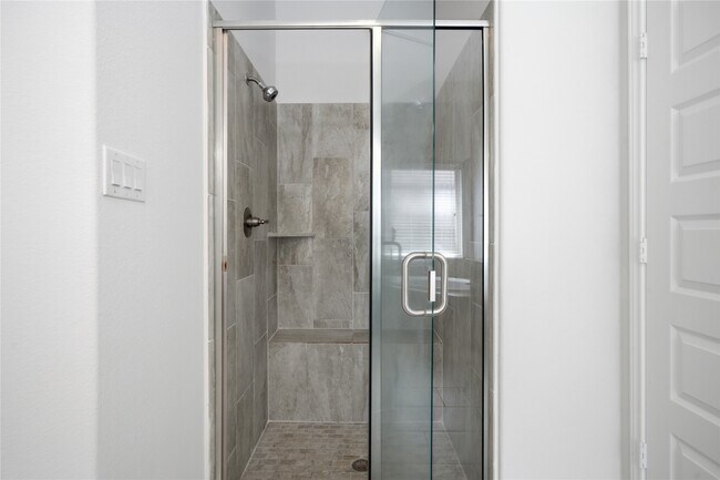 Building Photo - 20427 Noble Arabian Dr