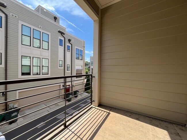 Building Photo - 1617 Cannon View Ln