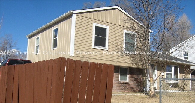 Building Photo - 124 N Brentwood Dr
