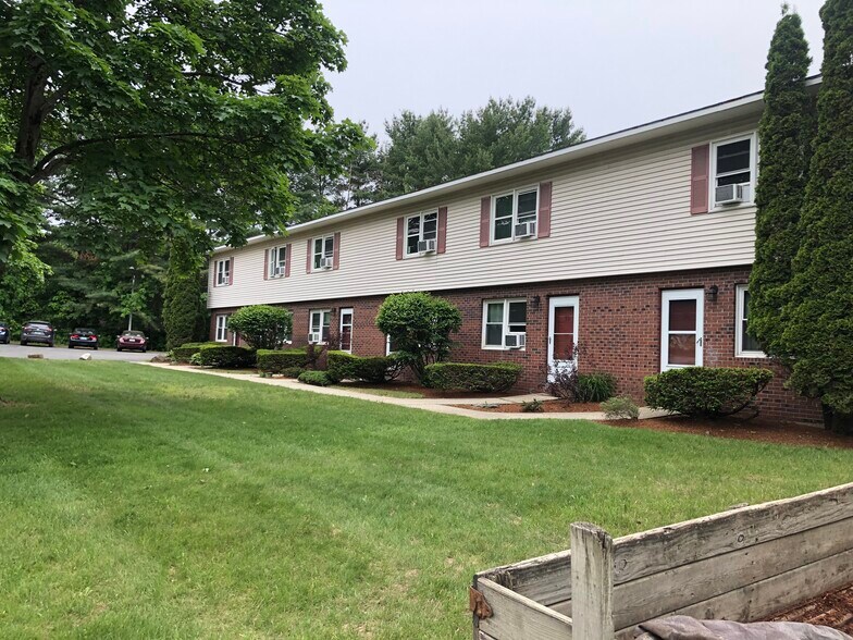 Building Photo - 141 Shirley Cir